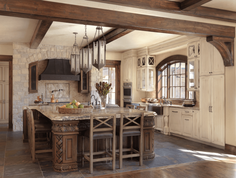 Old World Inspired Kitchen Beck Allen Cabinetry   Rustic Kitchen 768x579 