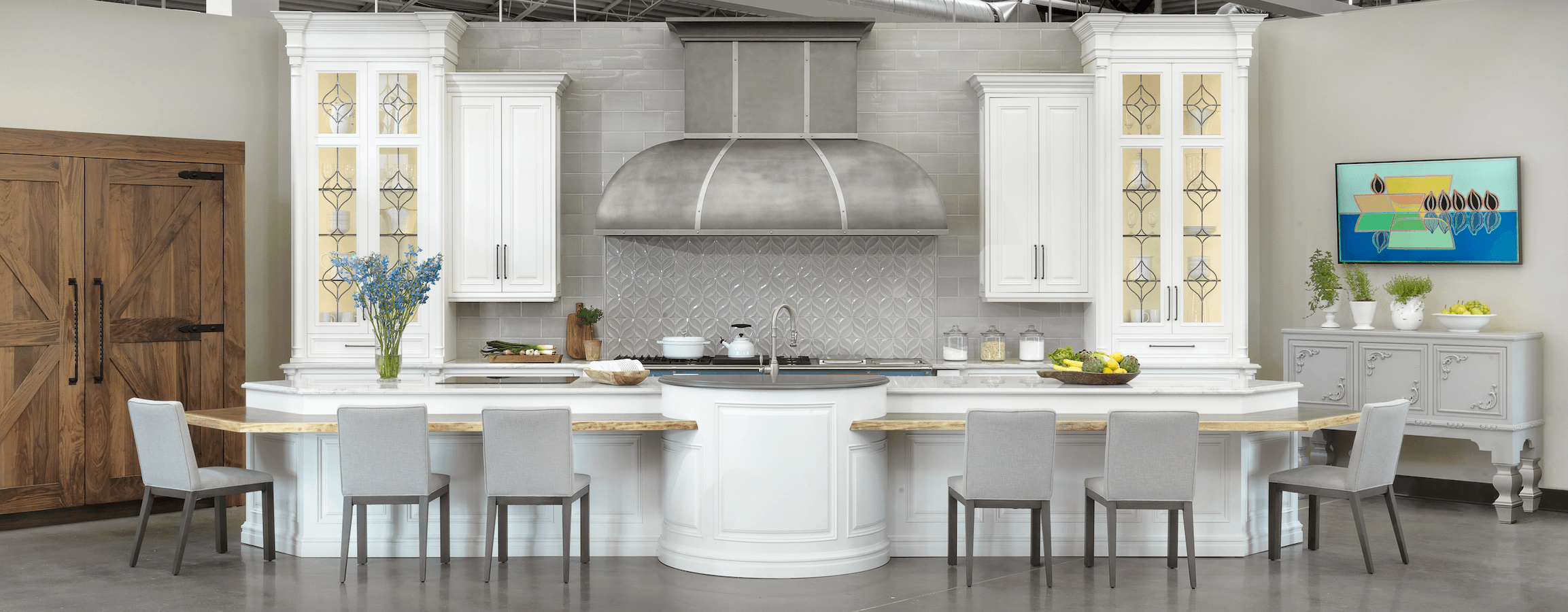 White Traditional Kitchen_Beck_Allen Cabinetry Homepage